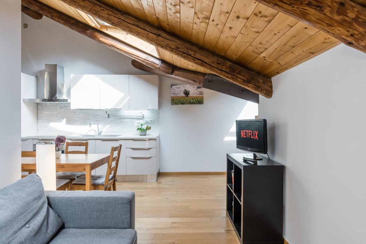 Apartment Liberty House - Vicina Fermate Bus E Treno Per Torino *